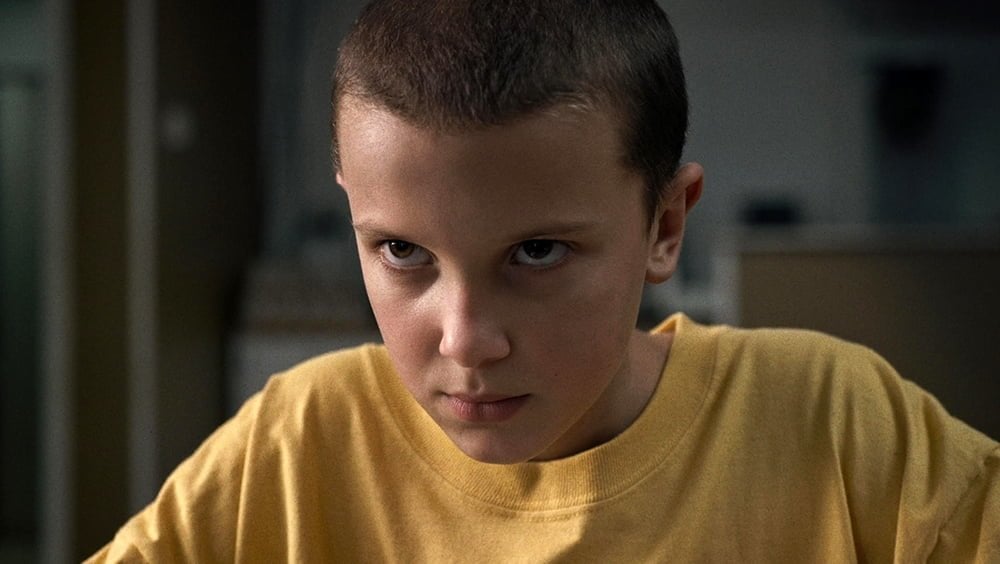 Eleven: menina detentora de poderes telecinéticos, Jane Ives tem uma personalidade forte e uma coragem admirável não só para enfrentar os perigos do mundo invertido, mas para demonstrar seus sentimentos. 