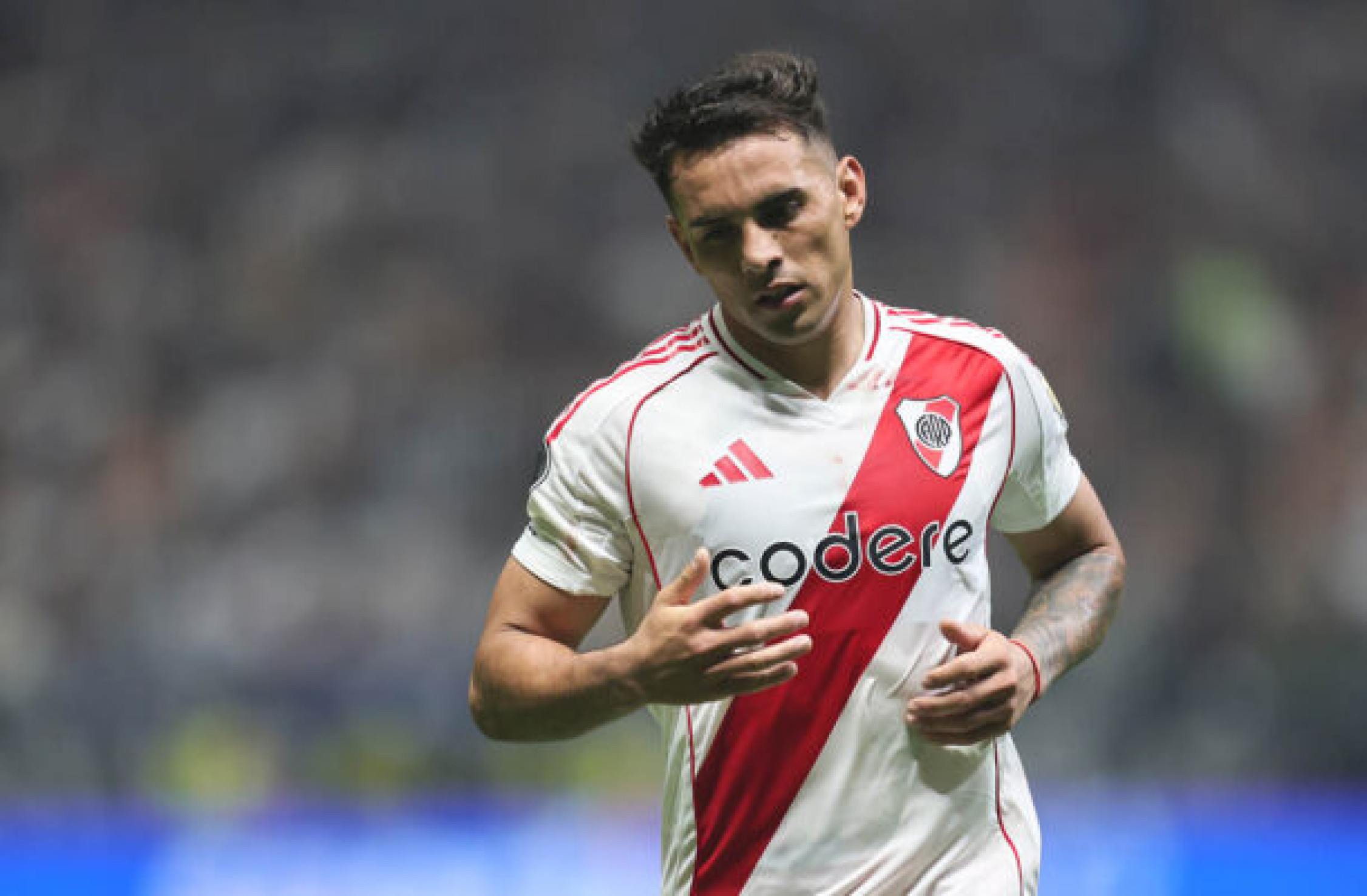 São Paulo aguarda Enzo Díaz nos EUA neste final de semana