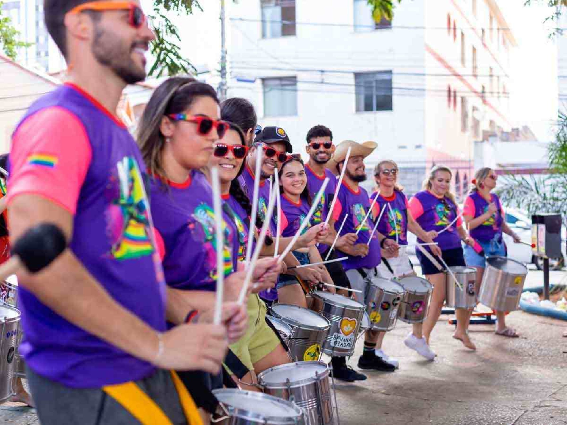 Festas de pré-carnaval já tomam conta da capital mineira. Confira agenda