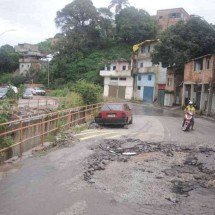 Grande BH: 31 pessoas ficaram desalojadas após fortes chuvas em Ibirité - Alexandre Guzanshe/EM/D.A Press