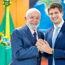 João Campos desbanca Haddad como líder da esquerda em pesquisa Atlas