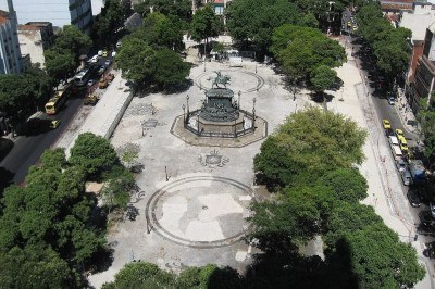 Em 21 de abril de 1792 Tiradentes foi enforcado, no centro do Rio de Janeiro. O local da execução foi a Praça da Lampadosa, atual Praça Tiradentes. -  (crédito: Domínio público)