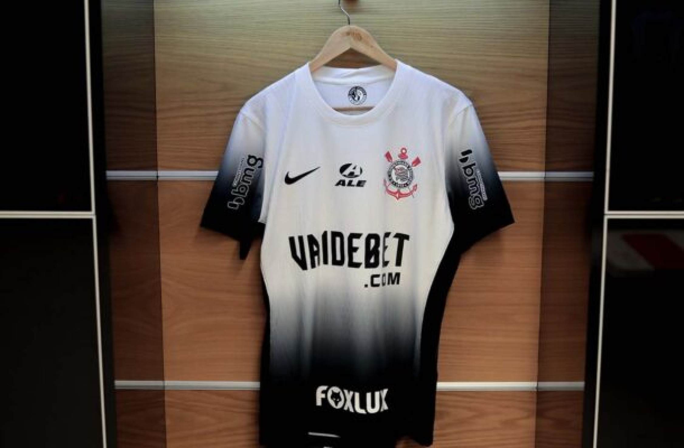 Dono da VaideBet diz não reconhecer intermediário em acordo com o Corinthians