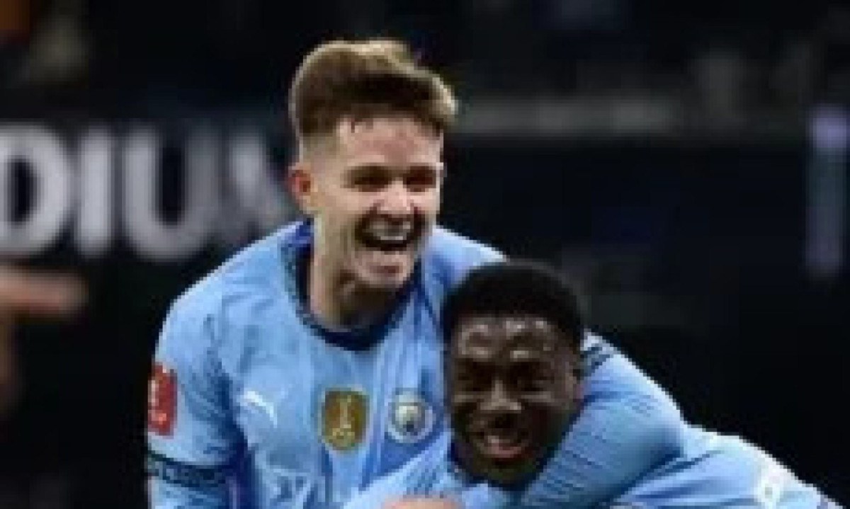 Manchester City massacra time da 4ª divisão inglesa em goleada por 8 a 0 -  (crédito: No Ataque Internacional)