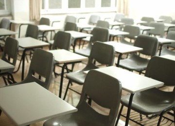 O quanto vocÃª Ã© bom em reconhecer celebridades da mÃºsica? Recentemente, uma professora do ensino mÃ©dio dos Estados Unidos resolveu testar o conhedimento dos alunos em sala de aula. E o resultado viralizou na internet. -  (crédito: MChe Lee Unsplash)