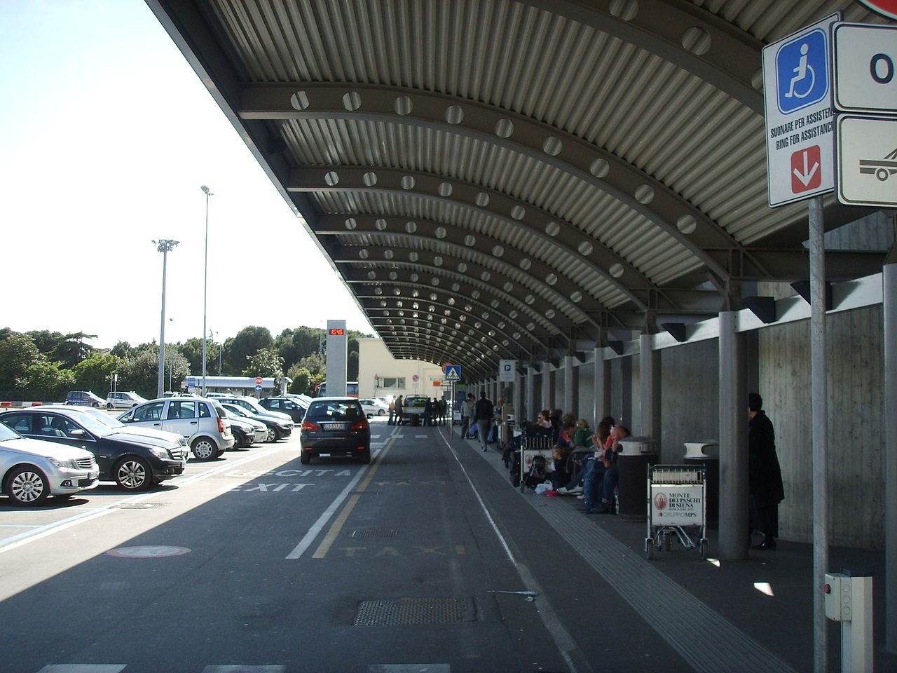 A presença do vinhedo na parte superior do aeroporto tem ainda finalidade estética, segundo os idealizadores. 