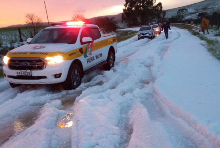 Curitibanos (SC) - Fica a 987 metros de altitude, no centro de Santa Catarina, e tem 40 mil habitantes. No inverno, é comum que haja neve, com temperaturas de até -4ºC. 