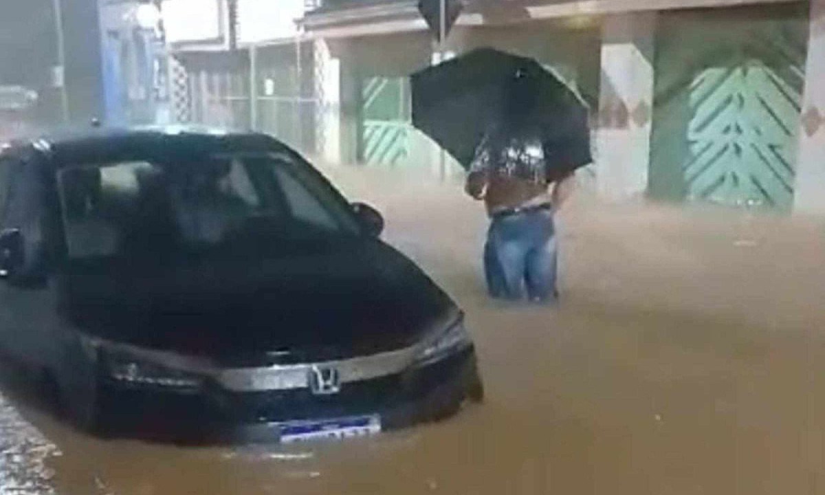 Prefeitura confirmou uma morte e quatro resgates em Santana do Paraíso -  (crédito: Prefeitura de Santana do Paraíso)