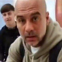 Guardiola se exalta com fãs que pediam autógrafos: ‘Não venham de novo’ - No Ataque Internacional