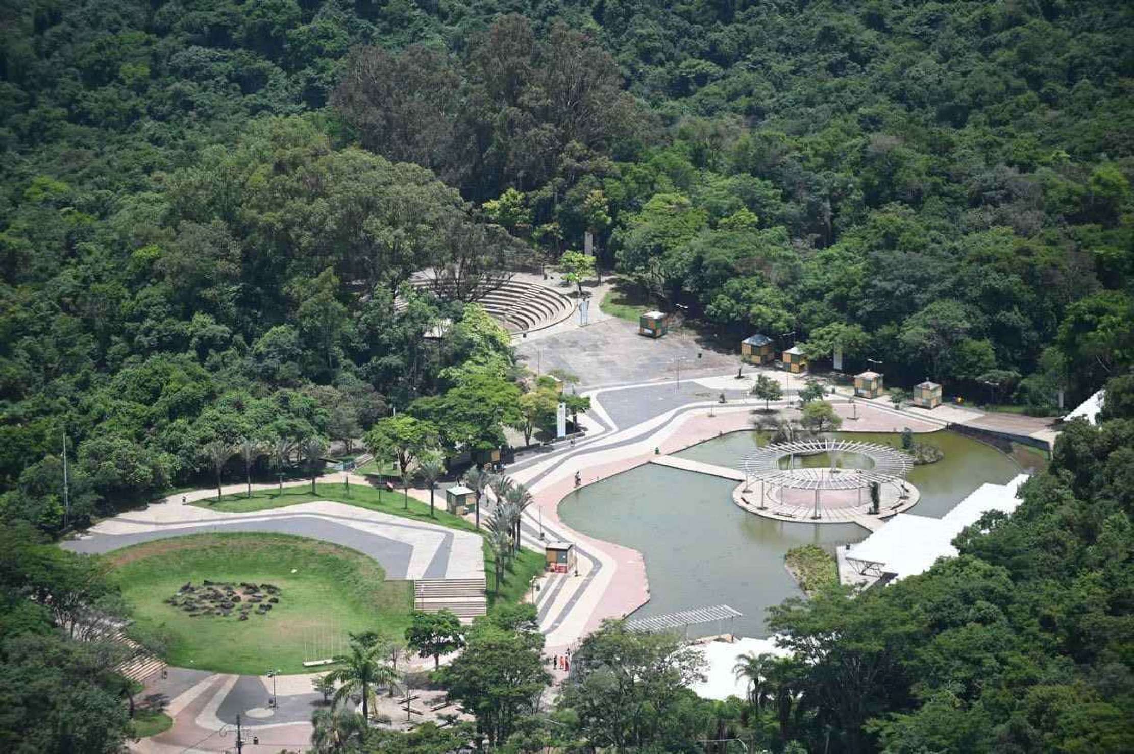 Parque das Mangabeiras a partir da Trilha da Crista