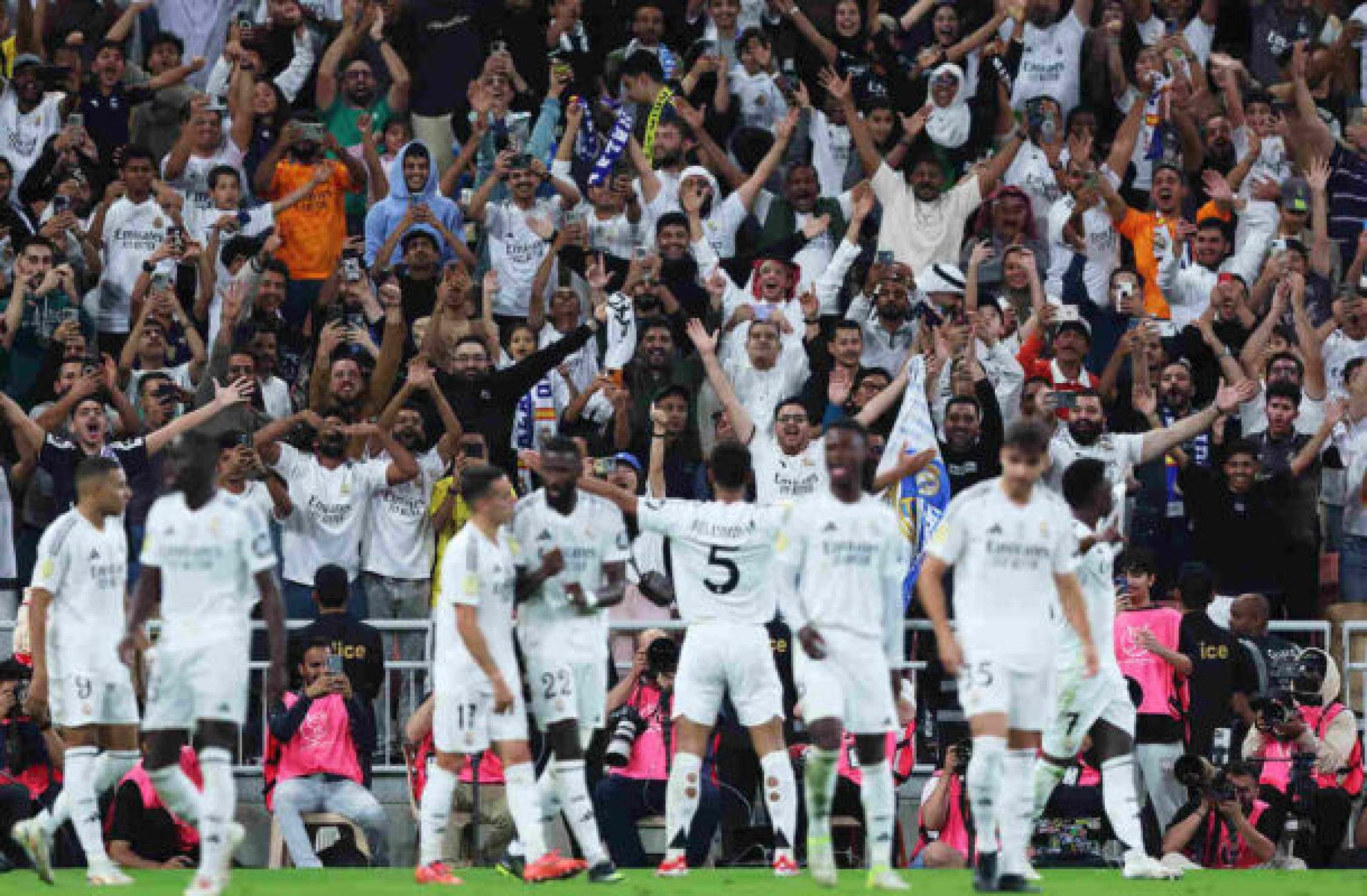 Esposas de jogadores do Mallorca relatam assédio em estádio da Arábia Saudita; clube denuncia à Federação