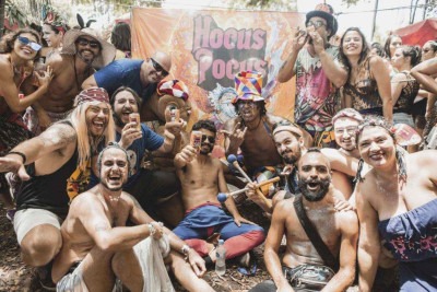 A Rua do Mercado, no Centro do Rio, será palco do Hocus Blocus, uma ação de pré-carnaval -  (crédito: Hocus Pocus/Divulgação)