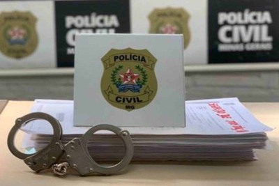 Uma denúncia levou a policia a prender suspeito de assassinato em boate -  (crédito: PCMG)