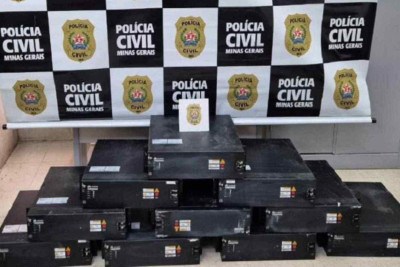 As 10 baterias recuperadas pela Polícia Civil -  (crédito: PCMG)