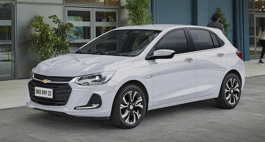 3Âº - Chevrolet Onix: 97.508 (unidades vendidas) - Ã? um hatch compacto com design moderno e interior espaÃ§oso. O modelo conta com atualizaÃ§Ãµes que visam melhorar a potÃªncia, o desempenho e a seguranÃ§a.