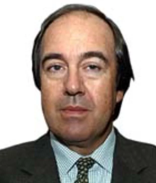 Fernando Parrado tem 75 anos (feitos em 9 de dezembro de 2024). Ele é empresário, produtor, apresentador, conferencista e escritor.