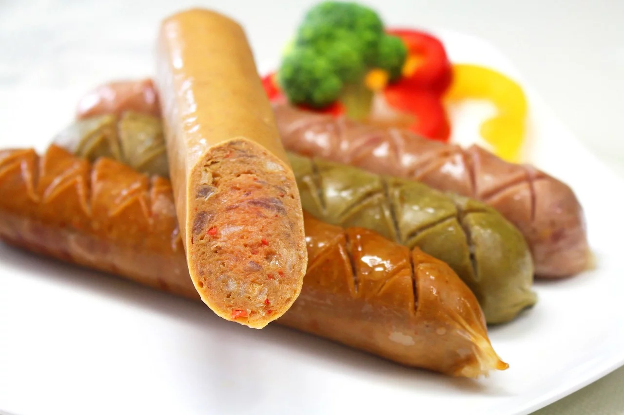 O indivíduo deve fugir de pastéis ou doces, pão branco, salsichas, cereais processados, sobremesas lácteas ou smoothies. 