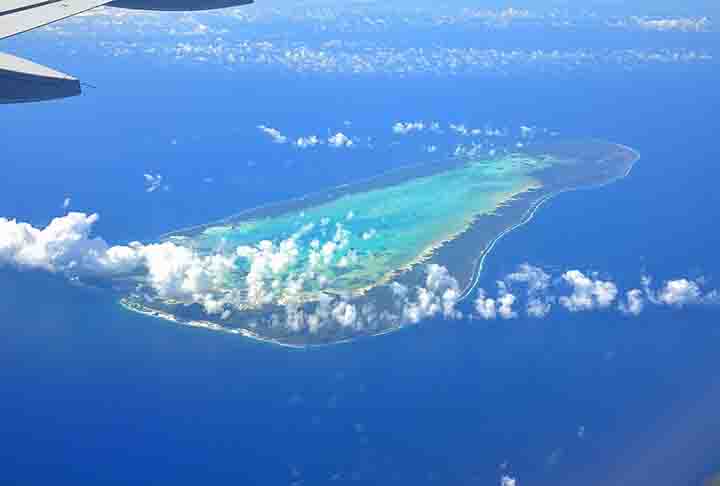 Anteriormente, em 2017, houve buscas com aviões e submarinos em trecho de 4,4 milhões de metros quadrados no sul do Oceano Índico em áreas da Malásia, Austrália e China. Com custo de 150 milhões de dólares, elas duraram 52 dias e foram canceladas sem nenhum achado.
-Seicheles - Ilhas do Oceano Índico - Simisa/Wikimédia Commons