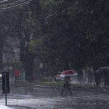 Volume de chuva supera 50mm em 5 das 9 regionais de BH - Gladyston Rodrigues/EM/D.A.