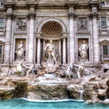Turistas festejam: Fontana di Trevi é reaberta após período de limpeza - picryl.com / domínio público