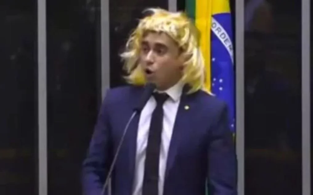 Justiça anula condenação de Nikolas por discurso transfóbico com peruca - Reprodu&ccedil;&atilde;o de v&iacute;deo