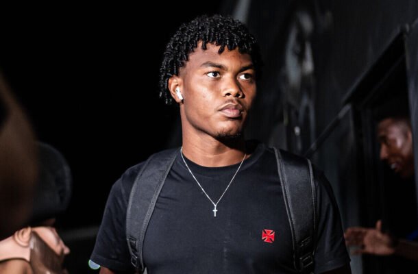 GB - O jovem mais uma vez mostrou que tem qualidade. Criou chances, uma delas inclusive no pênalti. NOTA: 5,5 - Foto: Leandro Amorim/Vasco