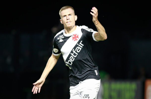 MAXIME DOMINGUEZ - Entrou no segundo tempo e errou muitos passes, mostrando pouco entrosamento com os atletas. NOTA: 5,0 - Foto: Leandro Amorim/Vasco