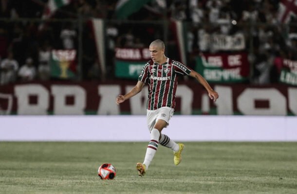 DAVI SCHUINDT - Entrou para ajudar na defesa, mas em momento de dificuldade no jogo. NOTA: 5,0- Foto: Lucas Merçon / Fluminense FC