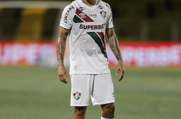 GUGA - Não comprometeu, mas não colaborou tanto para equipe buscar o gol. NOTA: 5,0 - Foto: Lucas Merçon / Fluminense FC