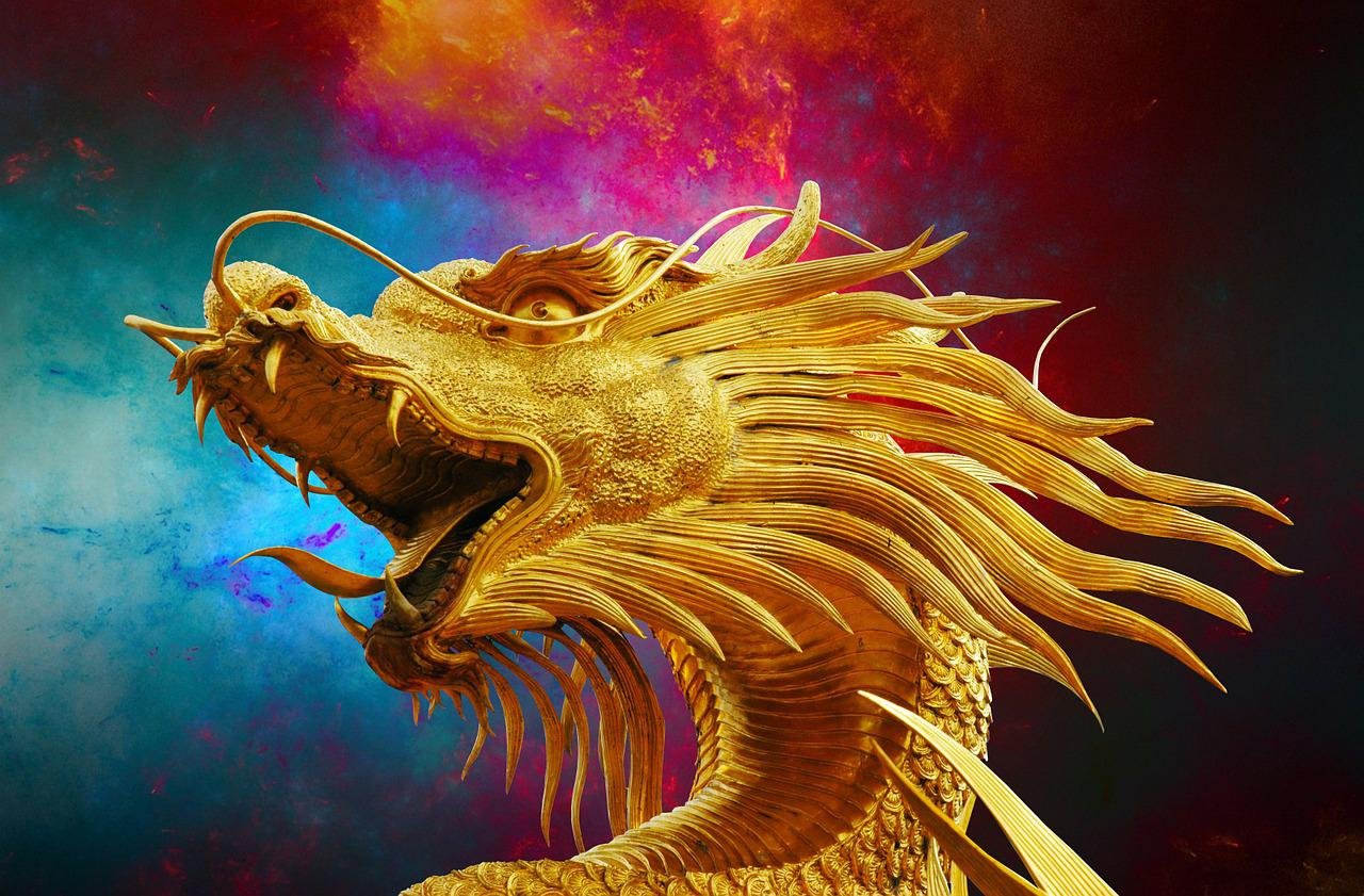 Em 2024 (ano 4723 para os chineses), o Dragão dominou o calendário a partir de 10 de fevereiro.  Na China, o Dragão é o guardião da riqueza e do poder. Um símbolo de prosperidade, mas que também indica extravagância e mania de grandiosidade. -josch 13 pixabay