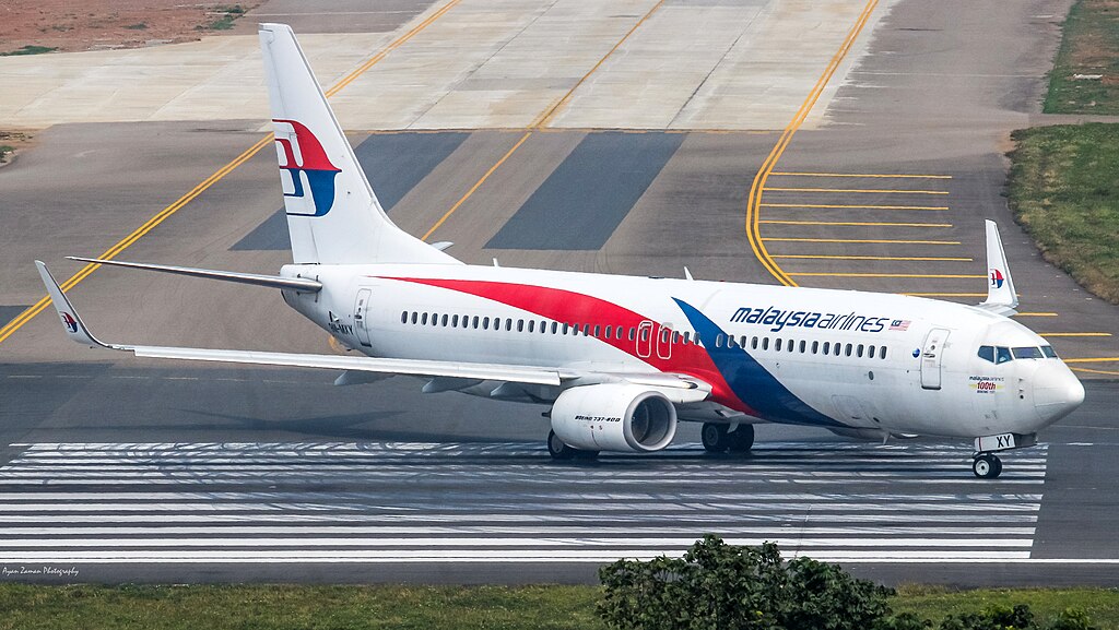As buscas pelo paradeiro do avião, desta vez com auxílio da Ocean Infinity, foram retomadas no ano seguinte como resposta à pressão de familiares de passageiros de tripulantes desaparecidos. Foram meses de trabalho sem nenhuma resposta, mais uma vez.
-Md Shaifuzzaman Ayon/Wikimedia Commons