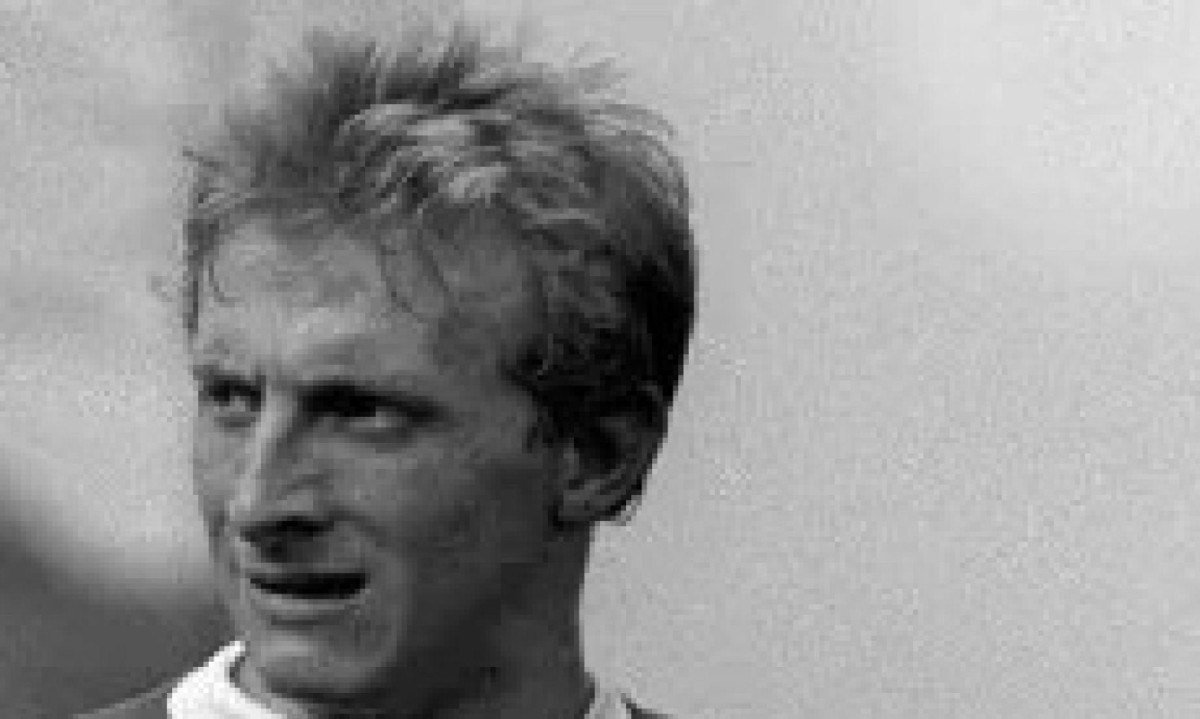 Denis Law, lenda do Manchester United, morre aos 84 anos -  (crédito: No Ataque Internacional)