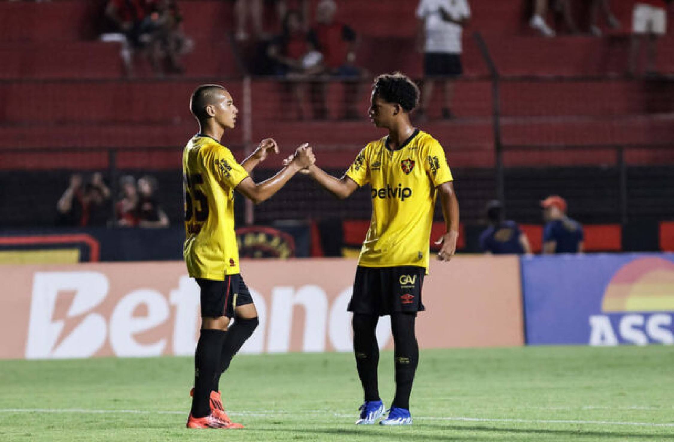 Sport x Retrô: onde assistir, escalações e arbitragem