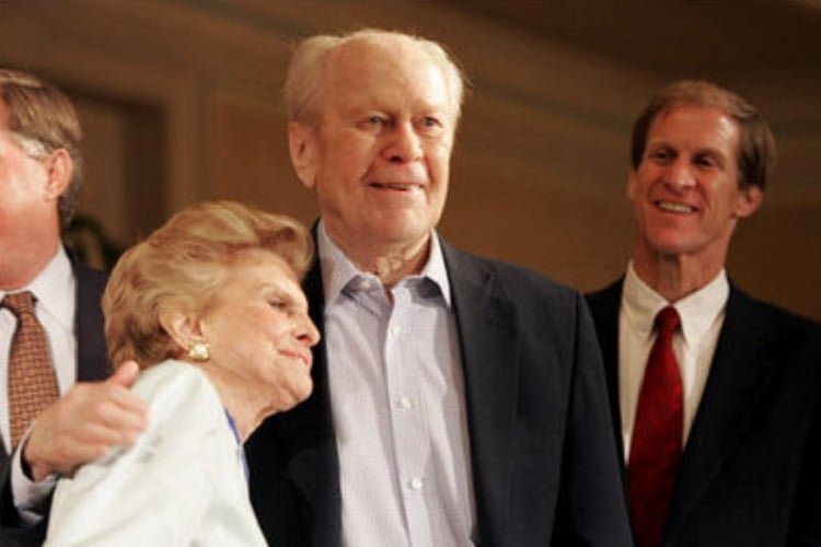 Betty Ford (1918 - 2011) - Esposa do ex-presidente dos Estados Unidos Gerald Ford, notabilizou-se por seu ativismo em prol da saúde e dos direitos das mulheres.