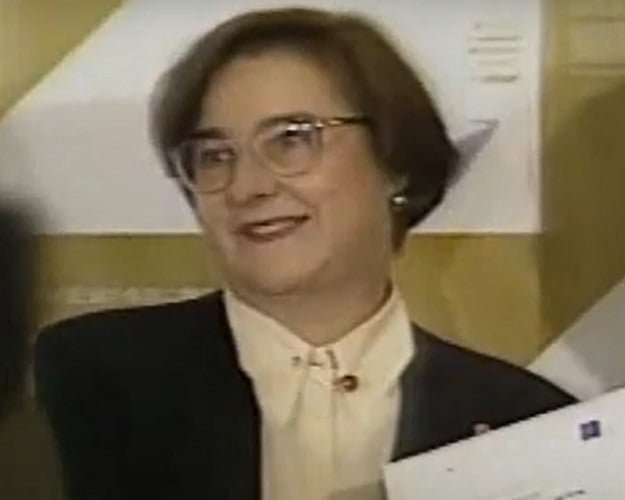 Ruth Cardoso (1930 - 2008) - Primeira-dama do Brasil entre 1995 e 2002, quando o marido Fernando Henrique Cardoso presidiu o país. Ela, destacou-se pelo trabalho em áreas sociais e educativas. Faleceu aos 77 anos em decorrência de problemas cardíacos.