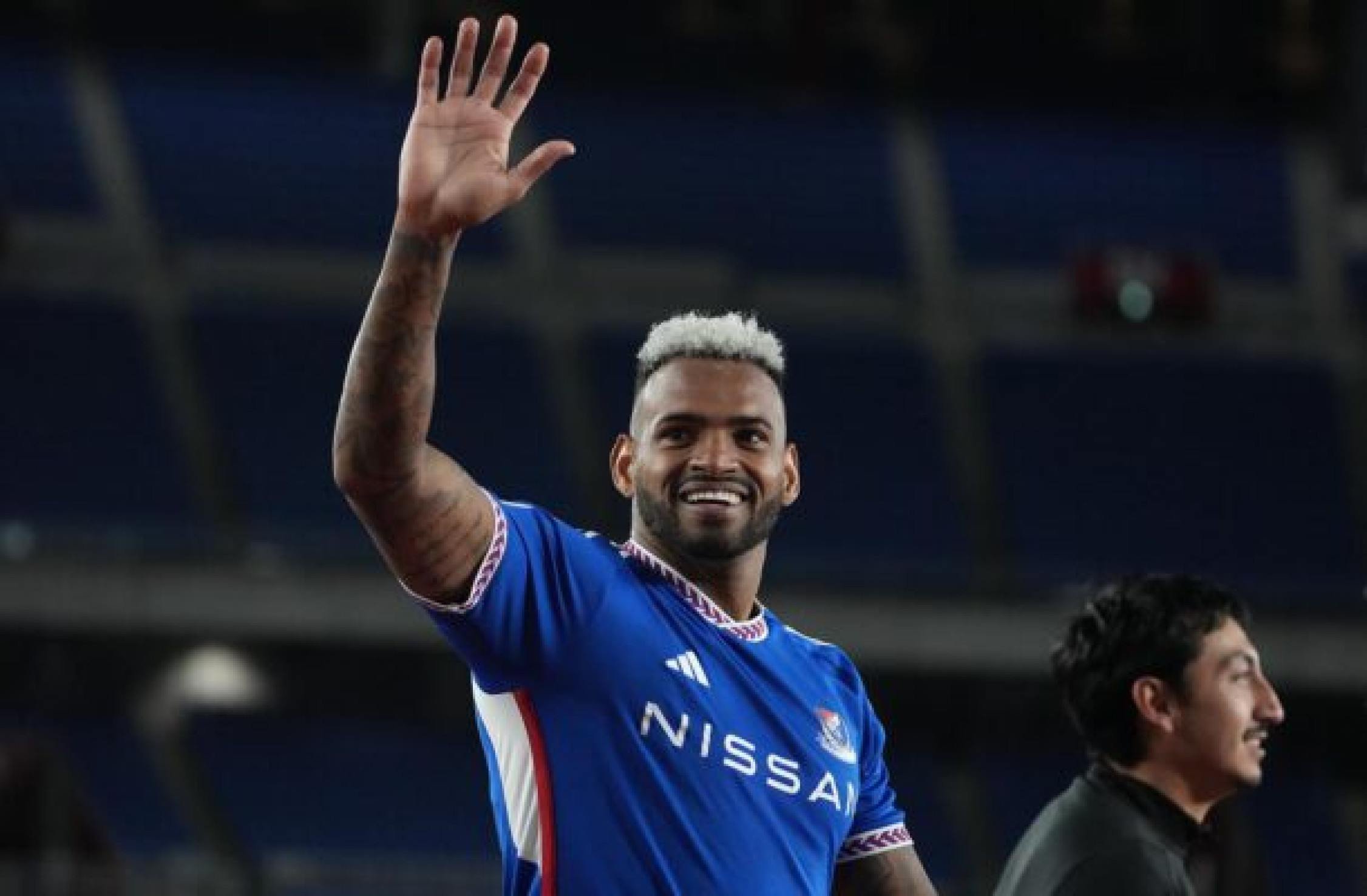 Botafogo abre negociação com atacante do futebol japonês