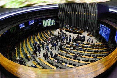 Os chamados restos a pagar são recursos herdados de anos anteriores, pois não foram executados no prazo estipulado -  (crédito: MARCOS OLIVEIRA/AGÊNCIA SENADO)