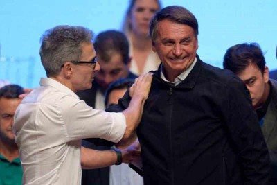 Governador de Minas defende candidatura de Jair Bolsonaro, que est&aacute; ineleg&iacute;vel -  (crédito: DOUGLAS MAGNO/AFP &ndash; 6/10/2022)