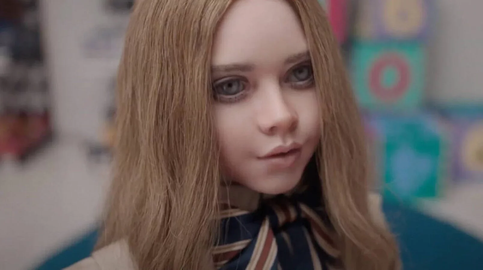 No cinema, o tema de robôs é recorrente. E um dos maiores sucessos é M3gan. A Universal Pictures adiou o lançamento da sequência para 16/5/2025, em vez de 17/1/2025. O diretor James Wan disse que o filme mergulhará ainda mais nos perigos da Inteligência Artificial (I.A.). 