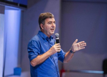 Eduardo Adas é autor do livro 