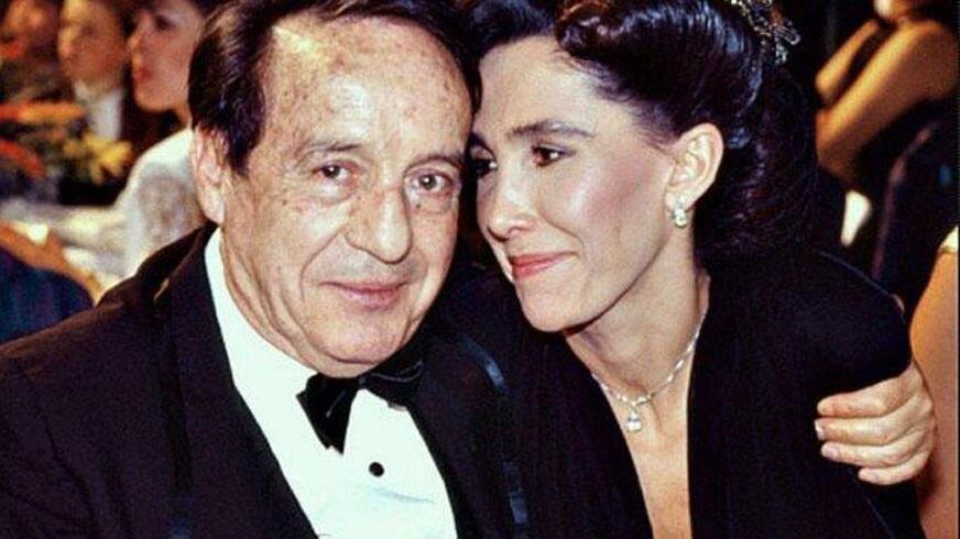 A atriz é viúva de Roberto Bolaños, o criador do seriado e intérprete do personagem principal - assim como no caso de 