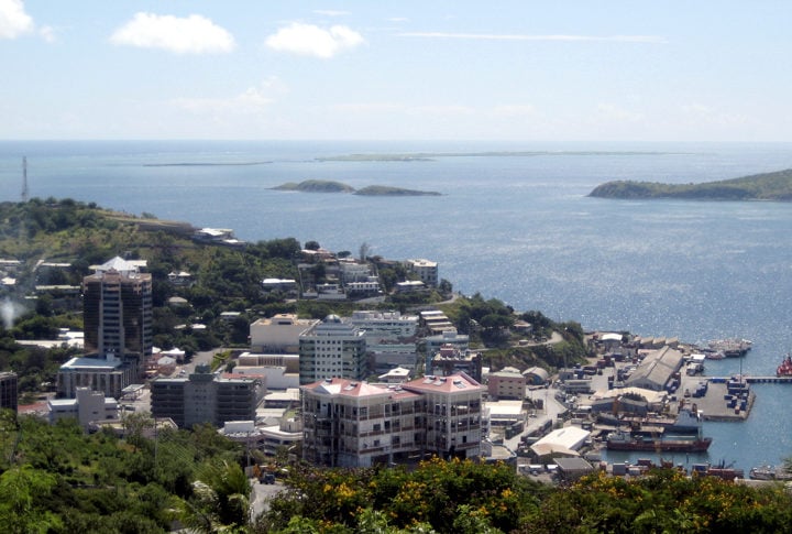 Papua Nova-Guiné tem 6,1 milhões de habitantes em 462 mil km². Capital: Port Moresby -MSchlauch -  wikimedia commons 