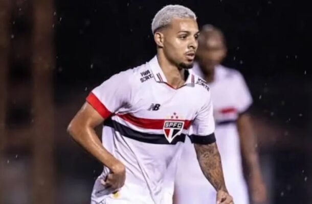 MATHEUS ALVES - Mais uma peça que entrou no segundo tempo e não conseguiu desempenhar bem a sua função por conta do entrosamento. Nota: 5,5 - Foto: Reprodução/Instagram