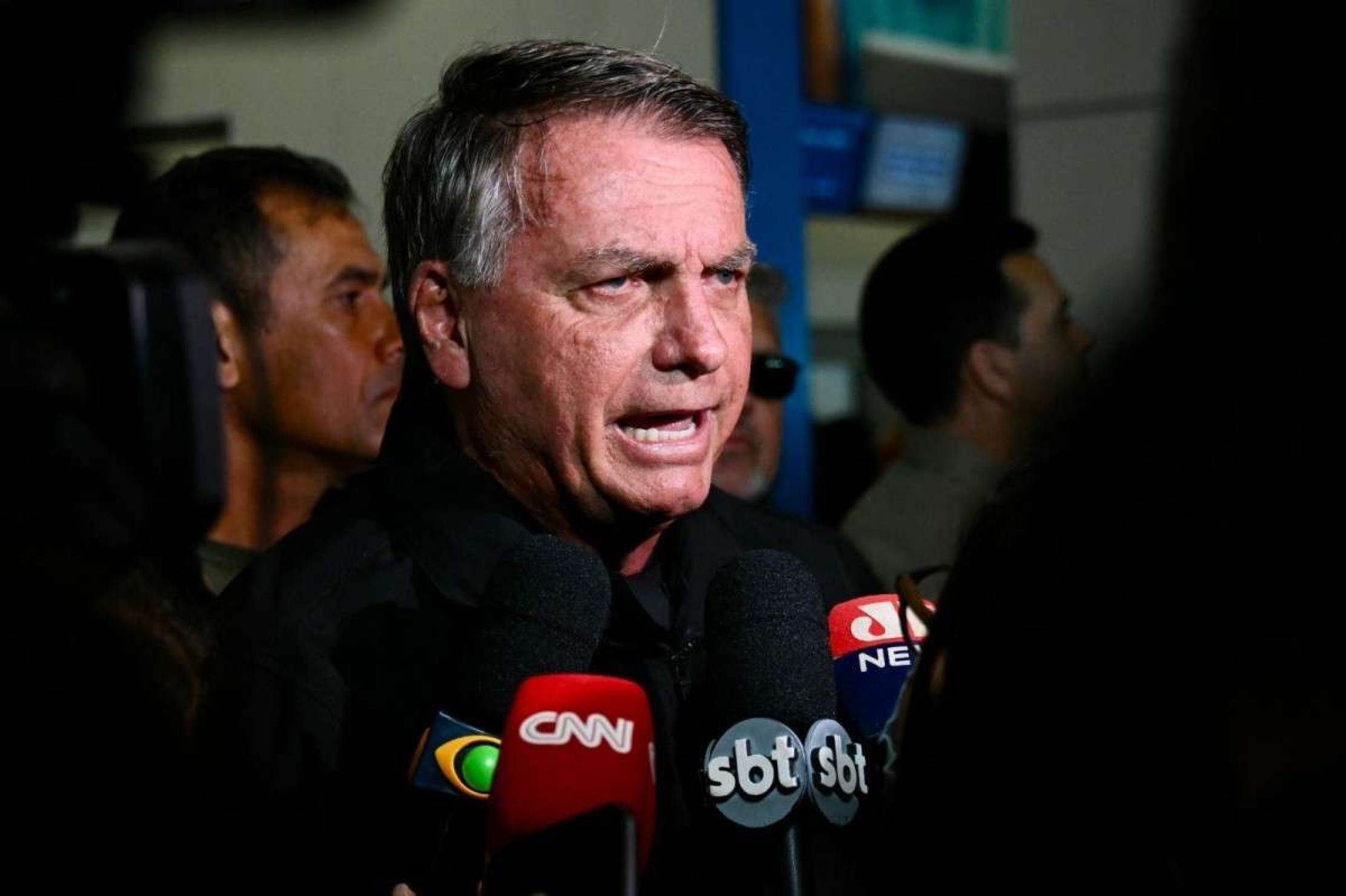 'Posso fugir agora', afirma Bolsonaro em crítica a Alexandre de Moraes