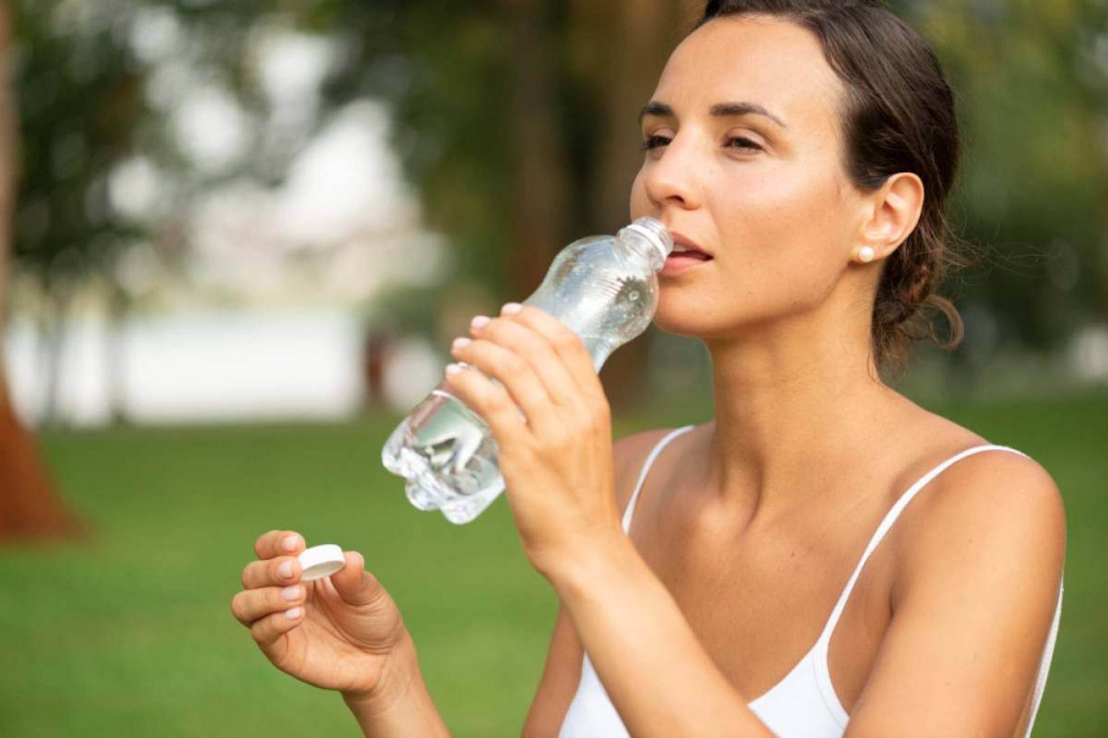 Cuidados no verão: Desidratação, quedas de pressão e alimentação