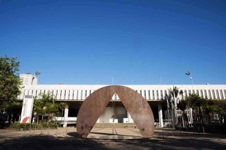 Corte do governo Zema pode atingir até R$ 26,1 bilhões do orçamento