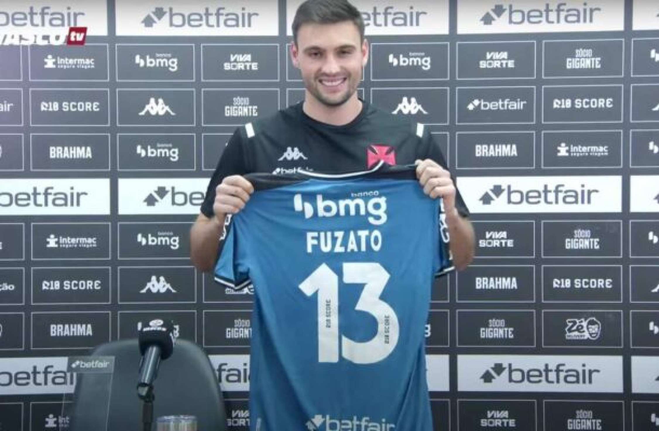 Daniel Fuzato fala sobre estreia pelo Vasco e concorrência com Léo Jardim Daniel Fuzato fala sobre estreia pelo Vasco e concorrência com Léo Jardim