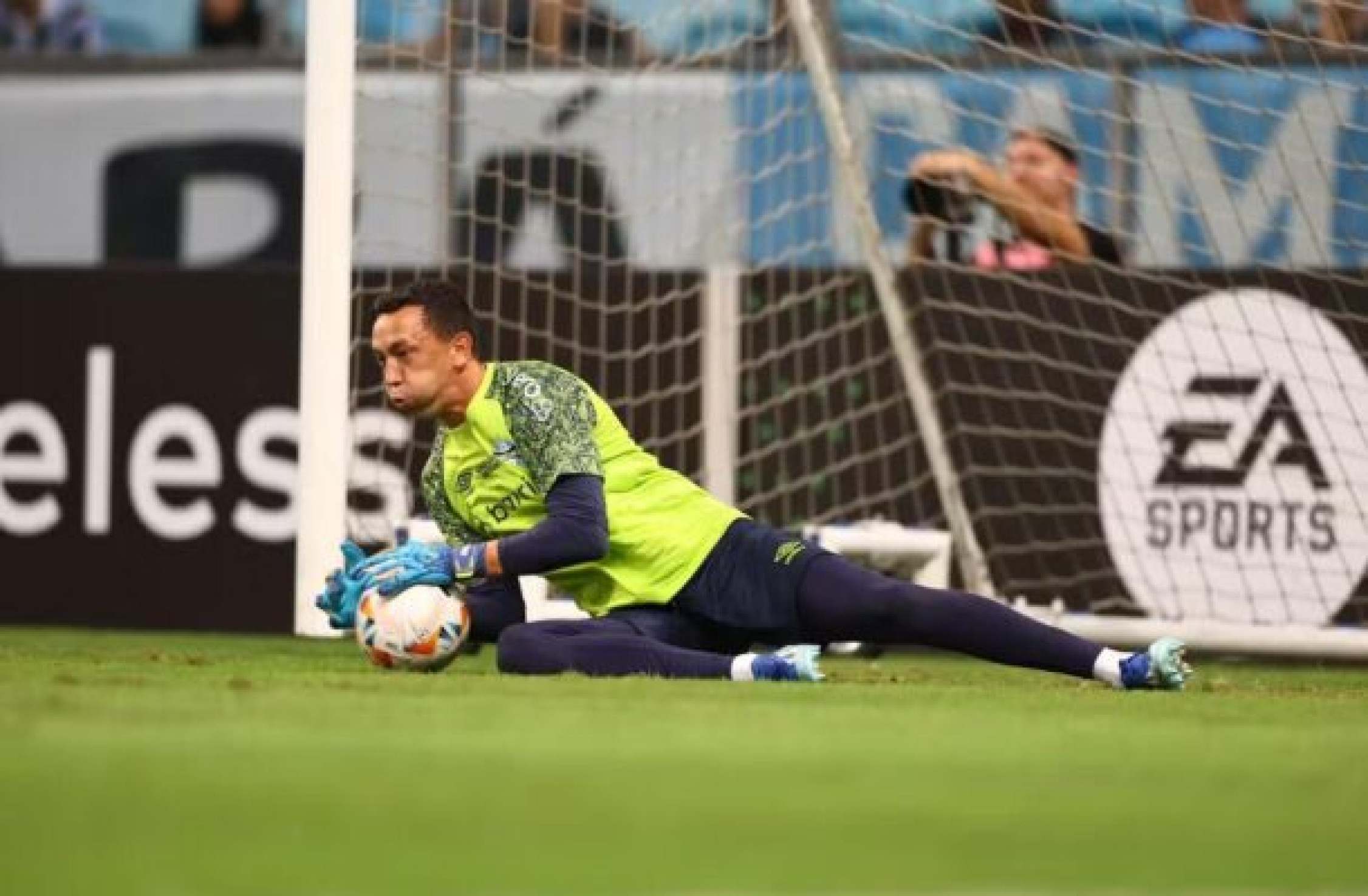 Grêmio não terá Cuéllar e Marchesín na estreia do Gauchão