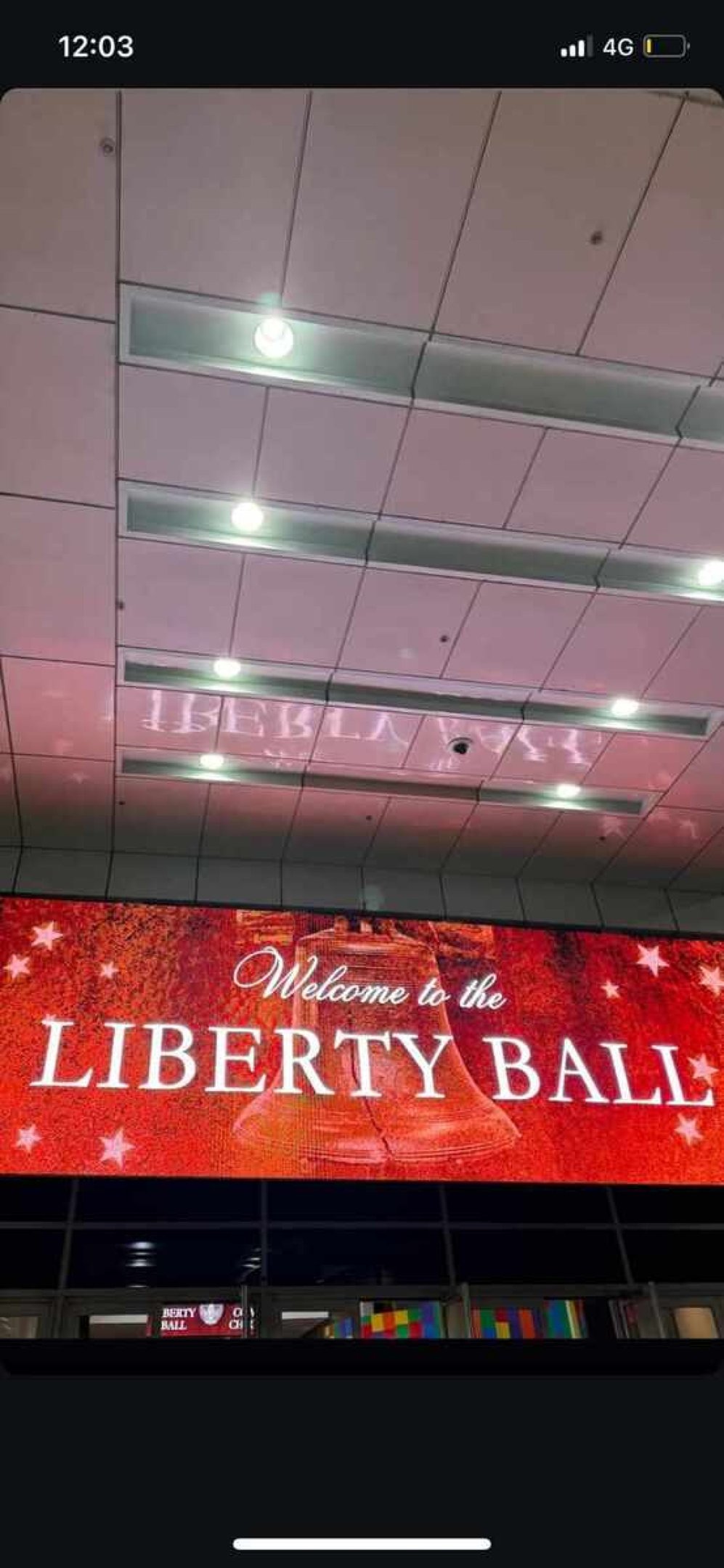 Nikolas esteve no 'Liberty Ball' e publicou registros nas redes sociais