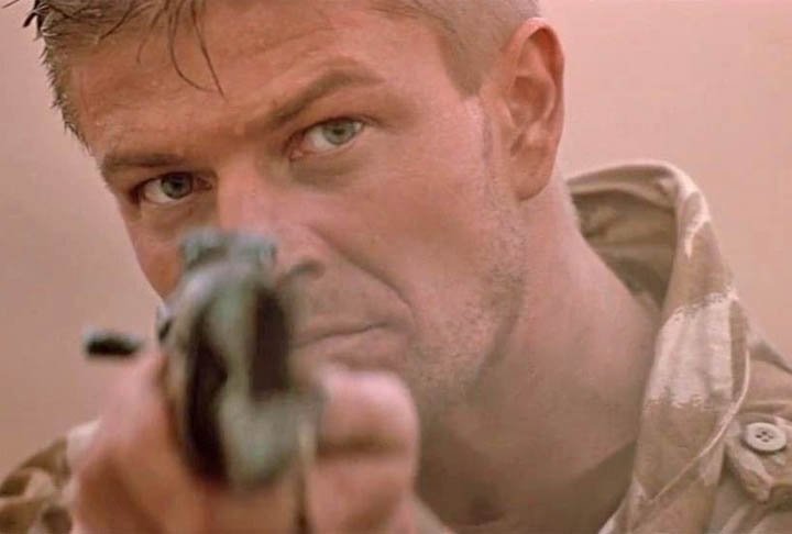 “Jogos Patrióticos” (1992) - Sean Miller, morto por Jack Ryan.